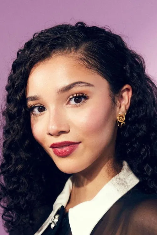 Malia Baker photo