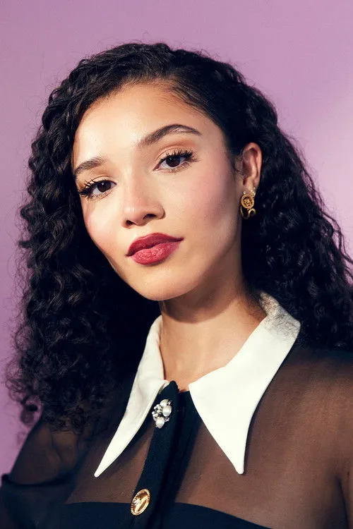 Malia Baker photo