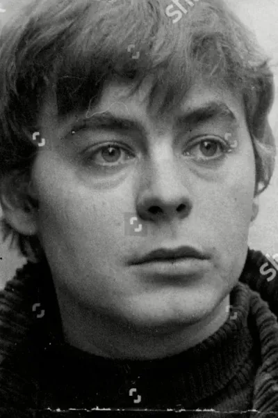 Hywel Bennett photo