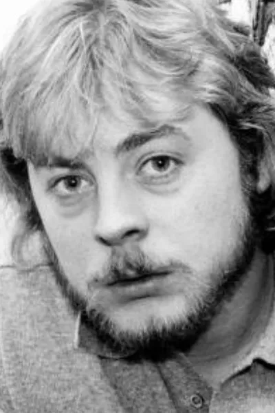 Hywel Bennett photo