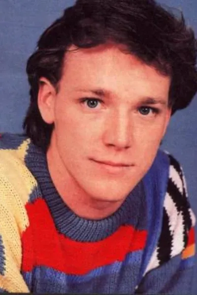 Robert Duncan McNeill photo