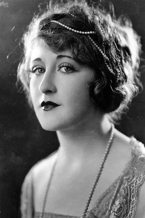 Ruth Clifford photo