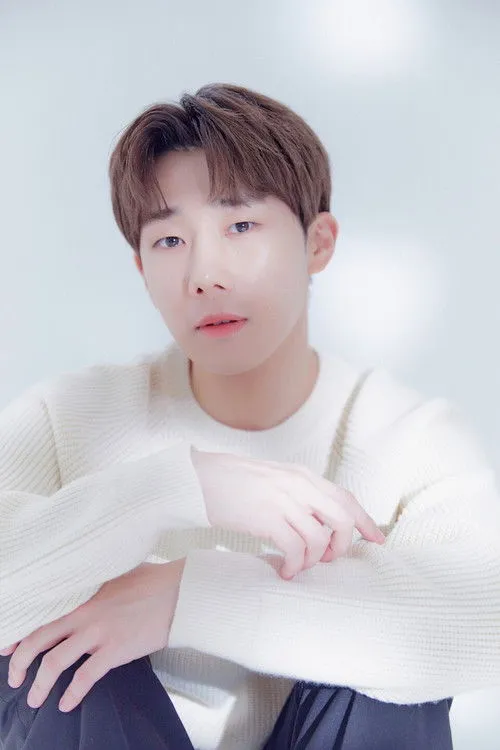 Kim Sung-kyu photo