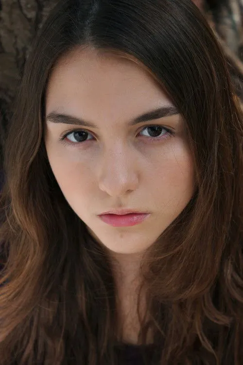 Quinn Shephard photo