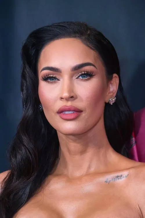 Megan Fox photo