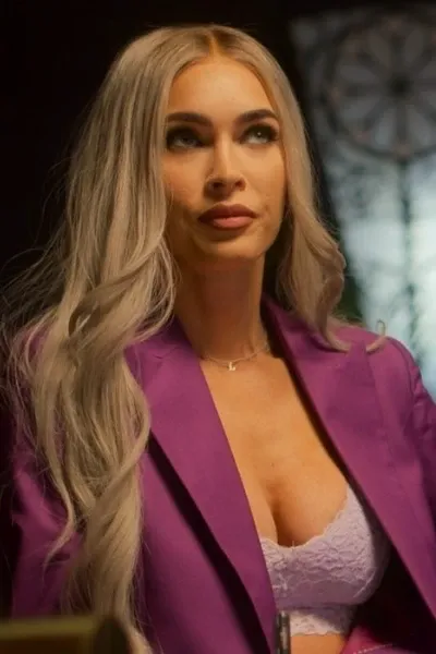Megan Fox photo