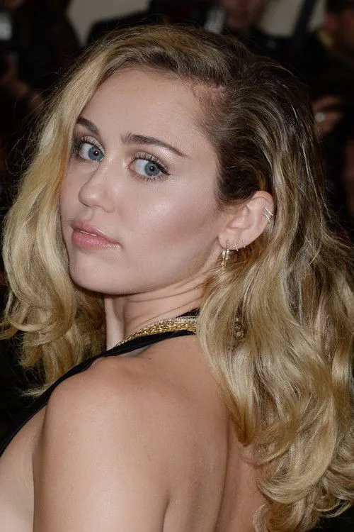 Miley Cyrus photo