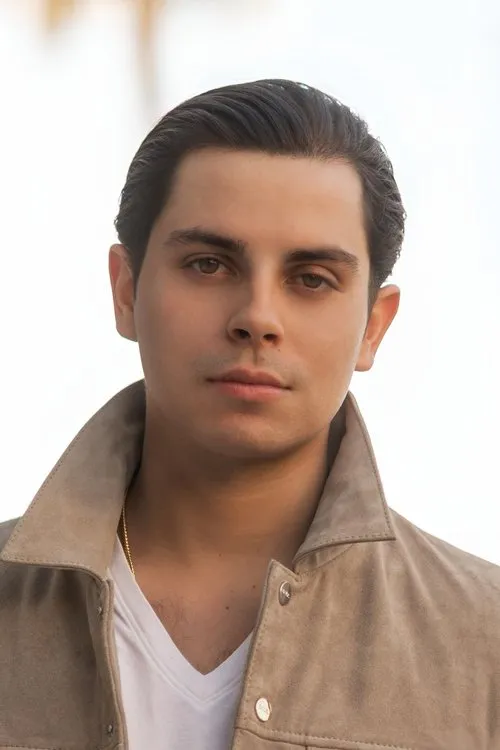 Jake T. Austin photo