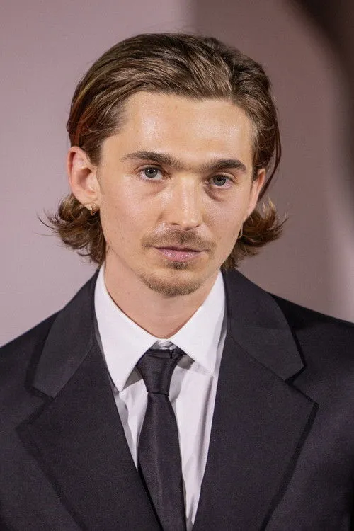 Austin Abrams photo