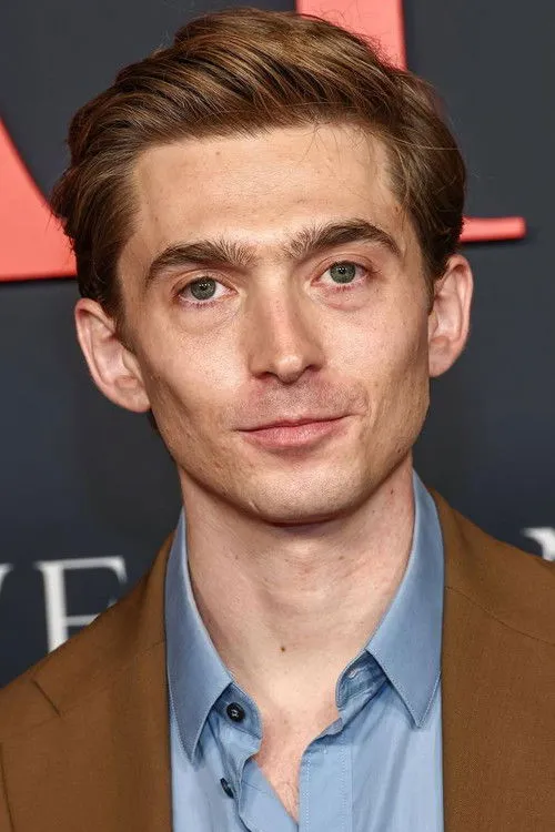 Austin Abrams photo