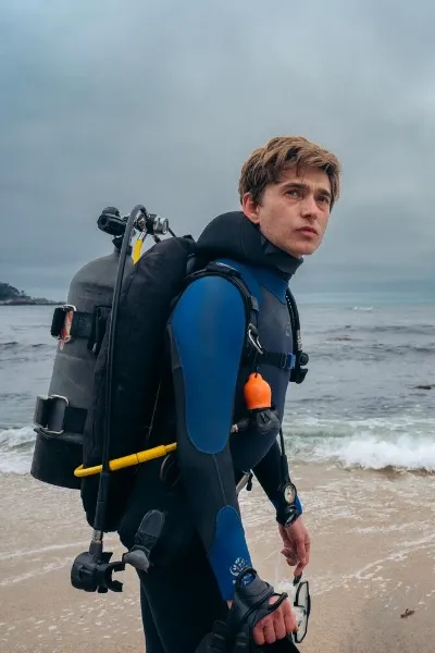 Austin Abrams photo