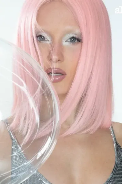 Zara Larsson photo