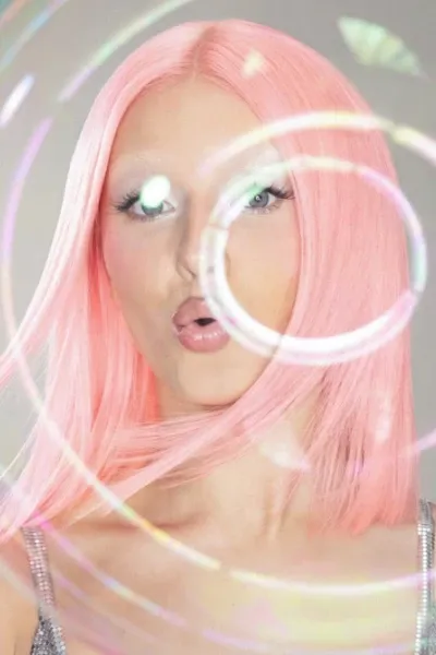 Zara Larsson photo