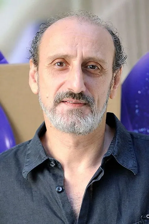José Luis Gil photo
