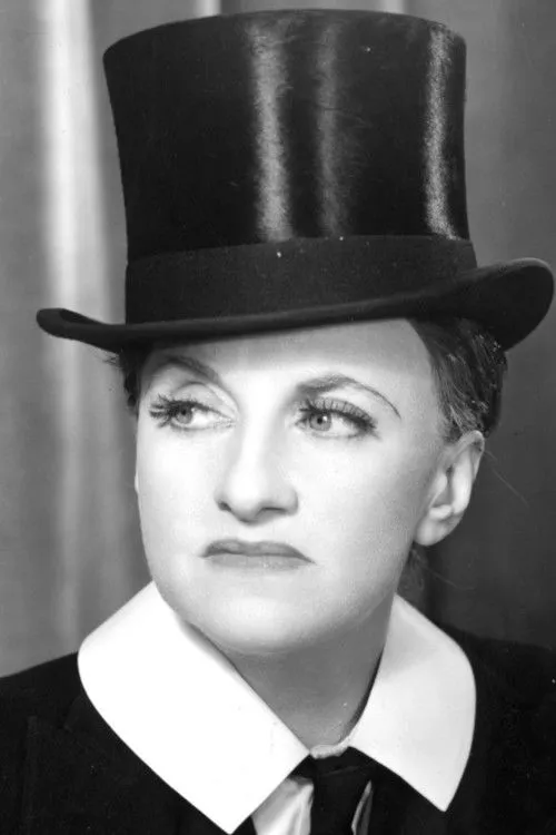Hermione Gingold photo