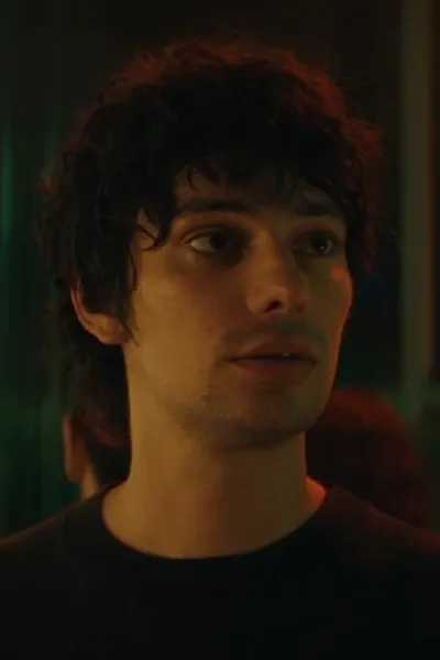Devon Bostick photo