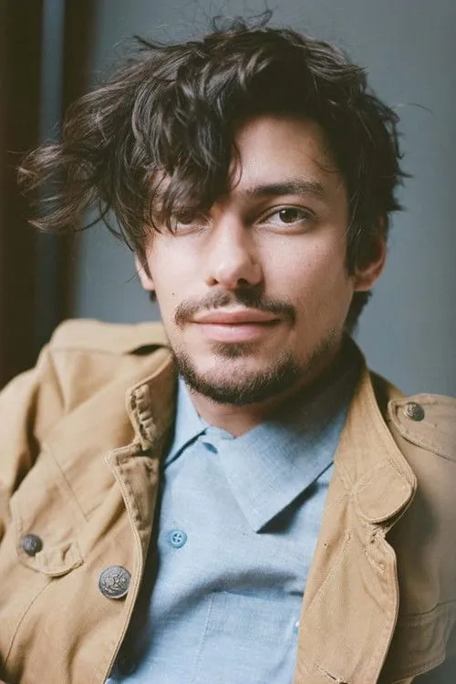 Devon Bostick photo
