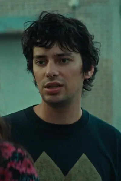 Devon Bostick photo