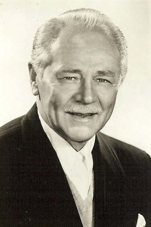 Charles Ruggles photo