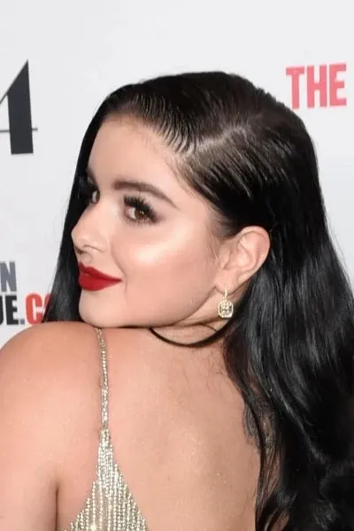 Ariel Winter photo