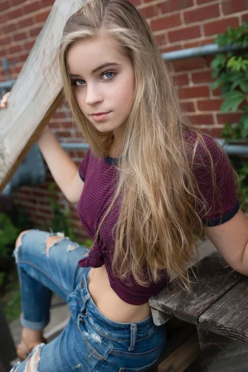 Alexa Blair Robertson photo