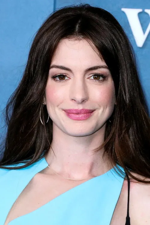 Anne Hathaway photo