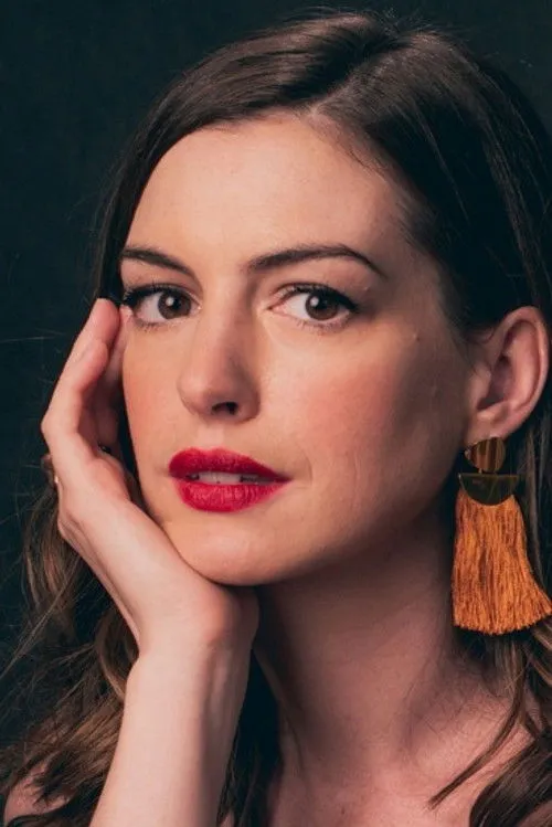 Anne Hathaway photo