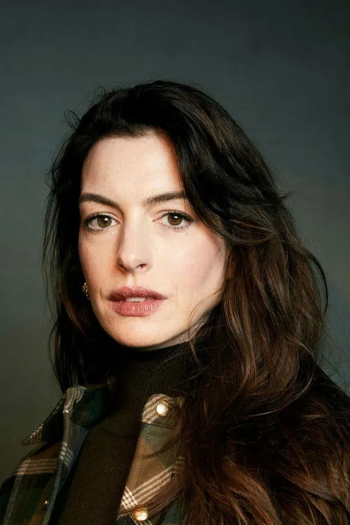 Anne Hathaway photo