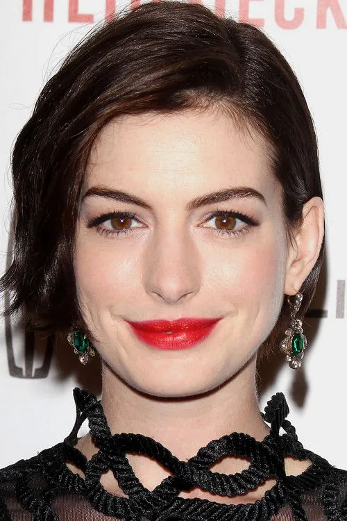 Anne Hathaway photo
