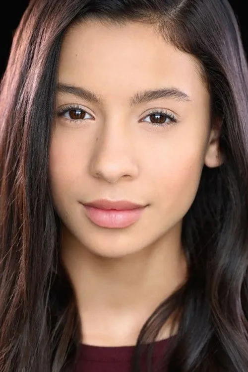 Izabella Alvarez photo