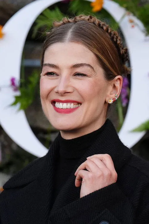 Rosamund Pike photo
