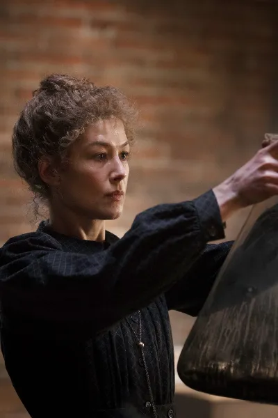 Lady Mary Van Tassel (née Sarah Archer)
