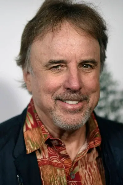 Kevin Nealon photo