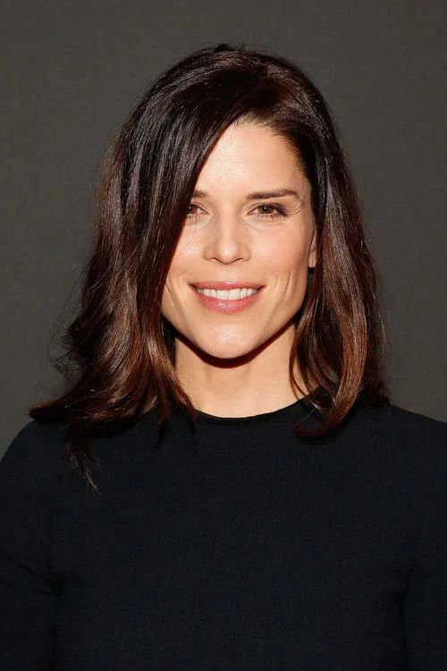 Neve Campbell photo