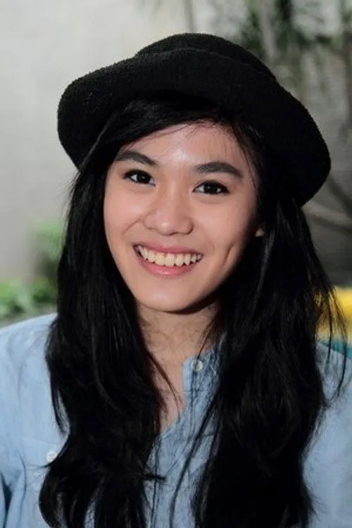 Sheryl Sheinafia photo