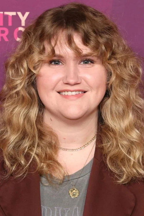 Jillian Bell photo