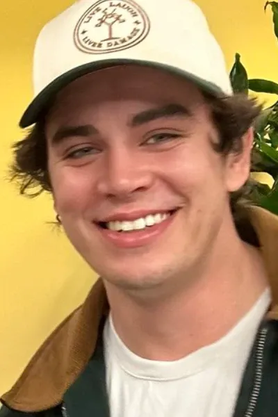 Hayes Grier photo