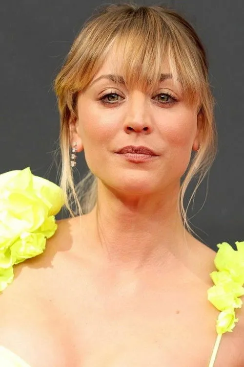 Kaley Cuoco photo