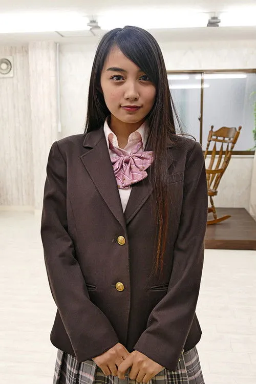 Hikari Kuroki photo