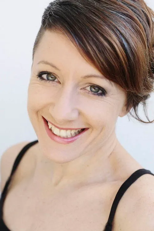 Eve Gordon photo
