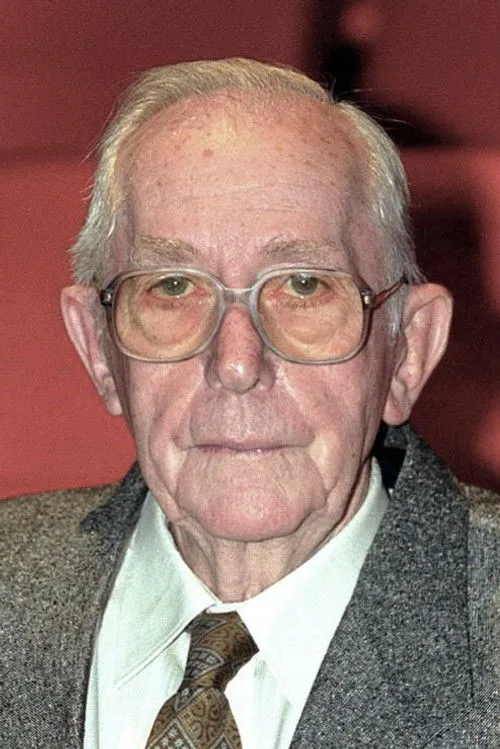 Lewis Gilbert photo