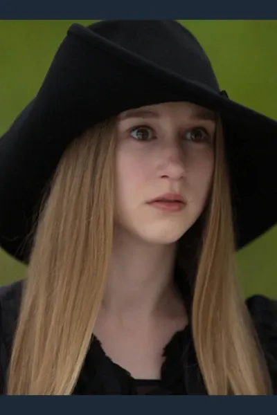 Zoe Benson