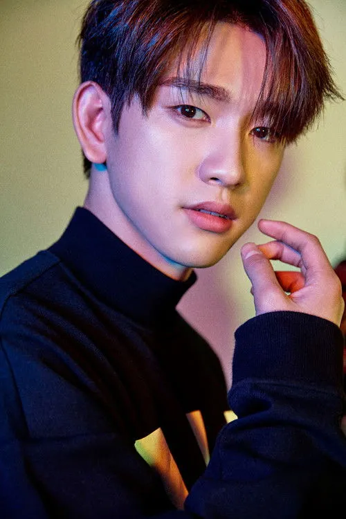 Jinyoung photo