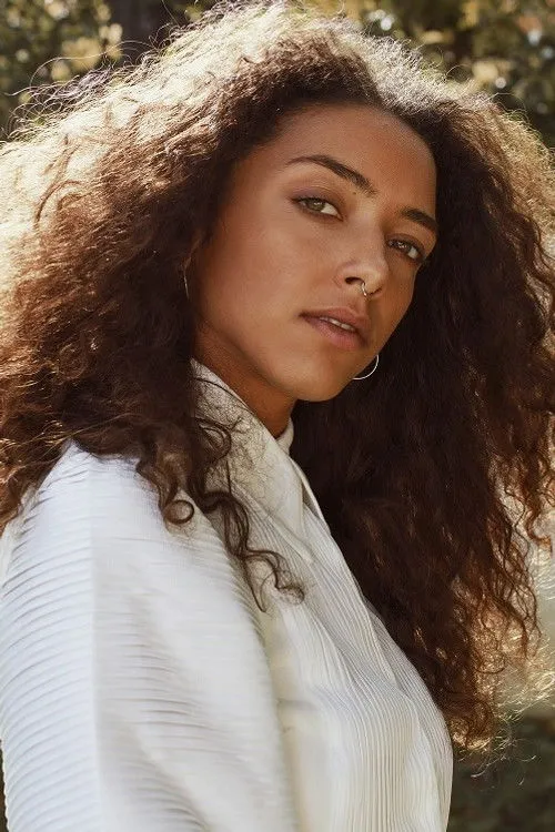 Alice Carvalho photo
