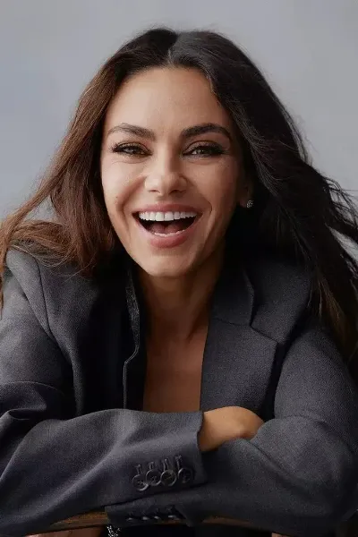 Mila Kunis photo