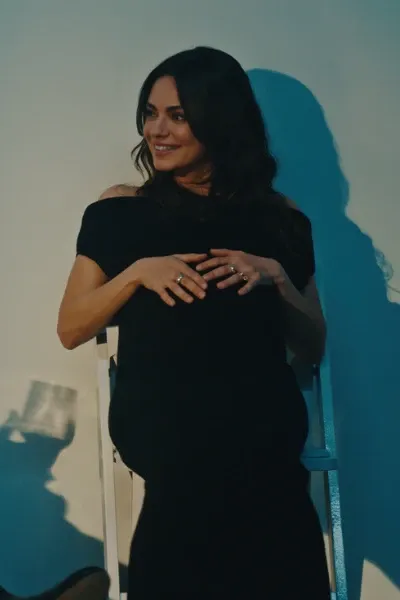 Mila Kunis photo
