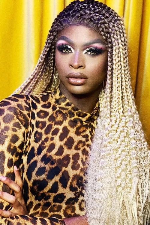 Symone photo