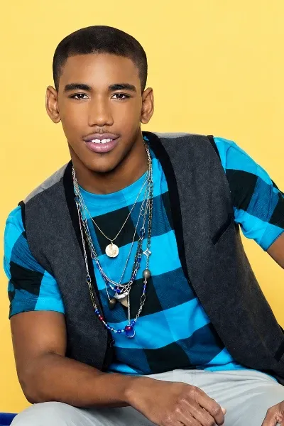 Brandon Mychal Smith photo