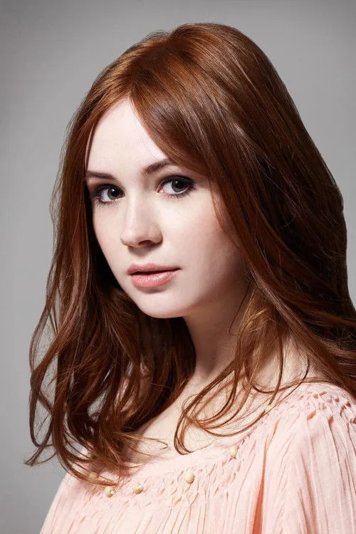 Karen Gillan photo