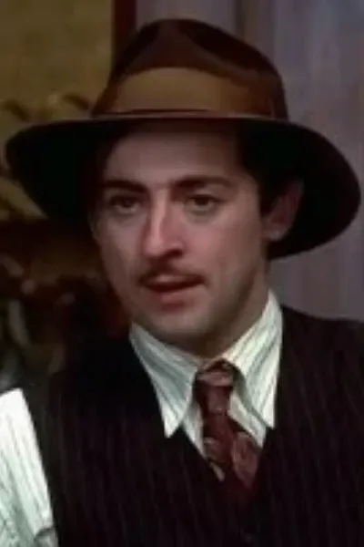 Alan Cumming photo
